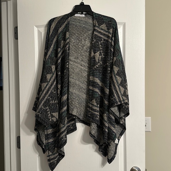 Chris & Carol Tops - Chris & Carol Aztec Kimono
